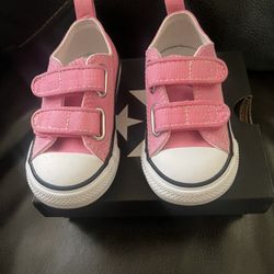 Pink Converse Shoes 