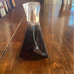 Kim Kardashian Perfume