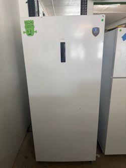Midea Upright Freezer White