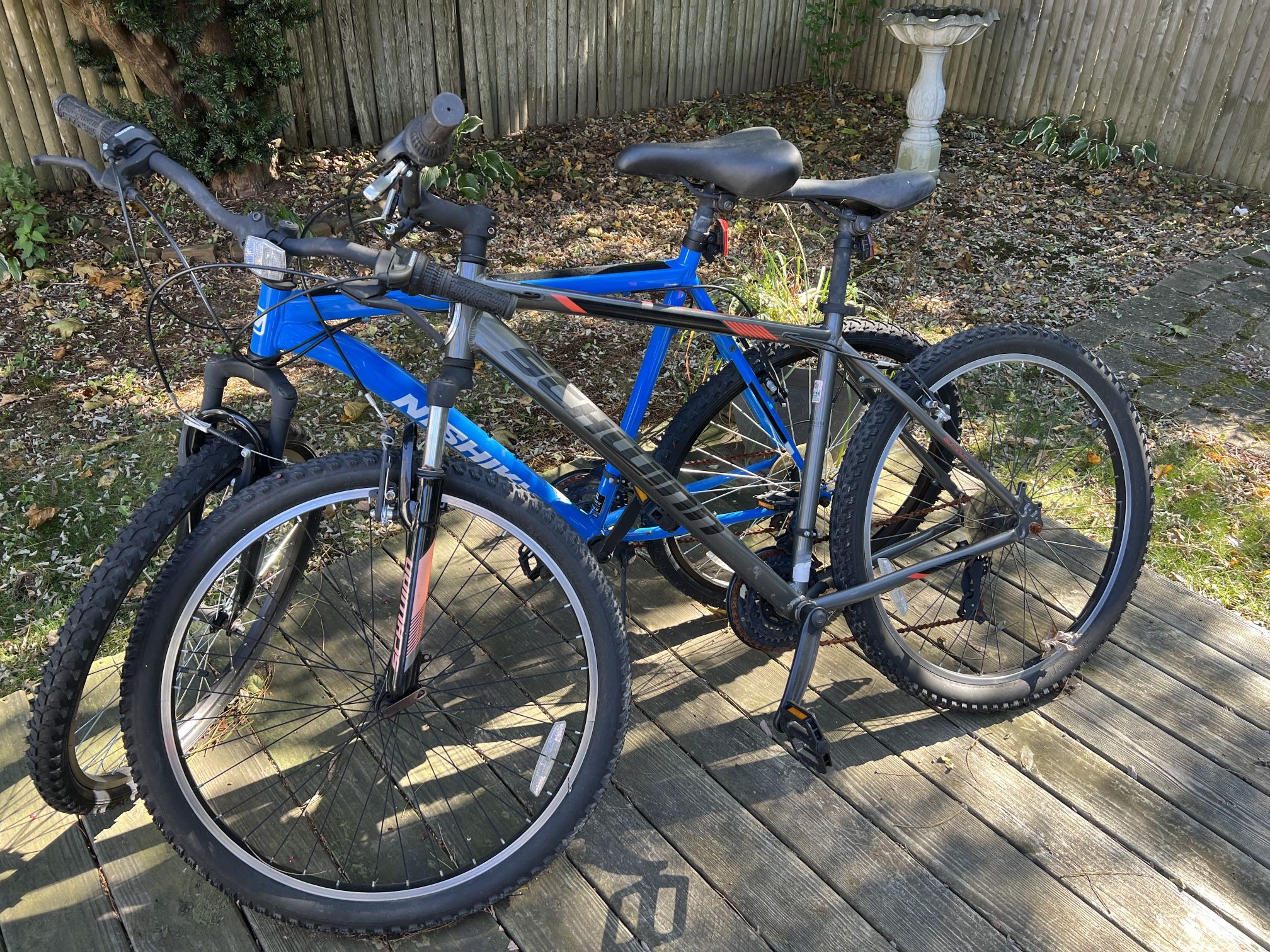 2 Men’s Bicycles Schwinn / Nishiki