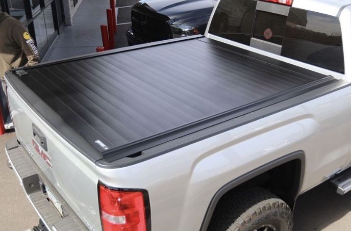 Retrax Pro MX Truck Bed Cover for Sale in Miami, FL - OfferUp