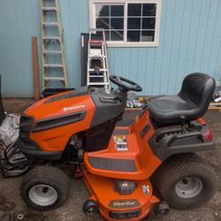 Husqvarna Riding Lawn Mower2016 Low Hours!!!