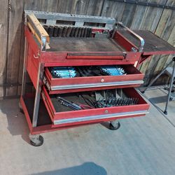 Mechanics rolling toolbox with tools