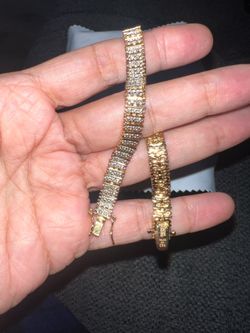 Fine Silver Platted Genuine Diamond Accent