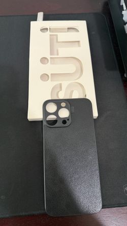 Suti iPhone 15 pro max case