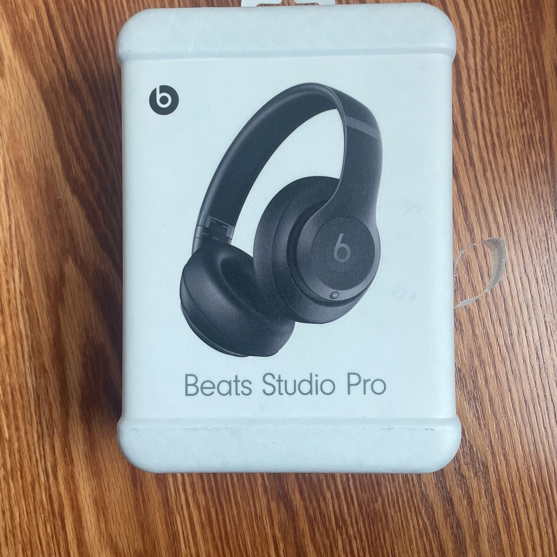 Beats Studio Pro