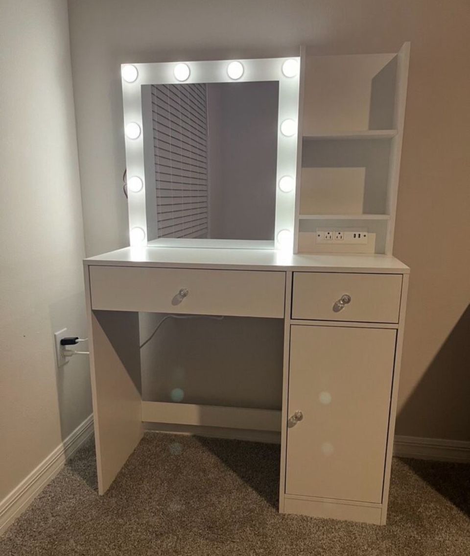 vanity $150 nuevos en caja