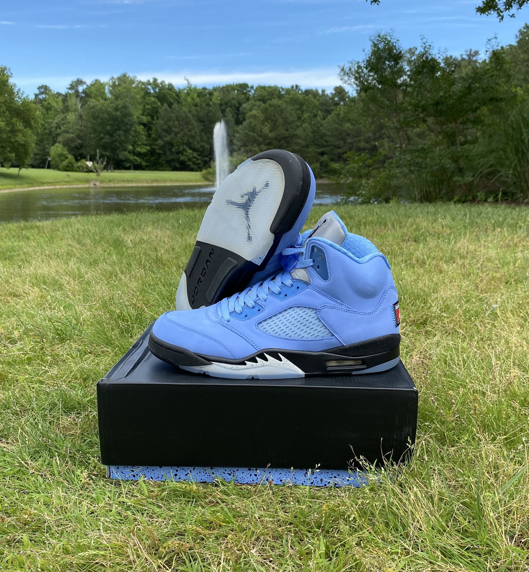 AIR JORDAN 5 UNC
