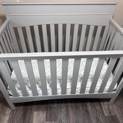 Baby Crib With Mattress