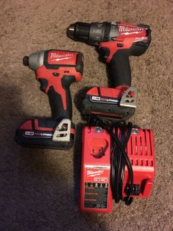 Milwaukee brushless 18v drill set (m18)