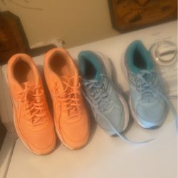 Nike Size10 100 Saucony Size6 Half 60 Dollars 