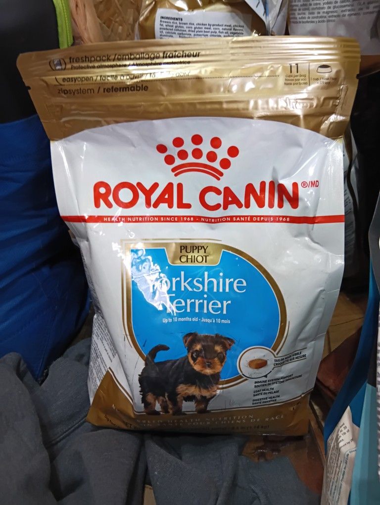 Royal Canin Yorkshire Terrier Puppy Chiot(2.5lbs)
