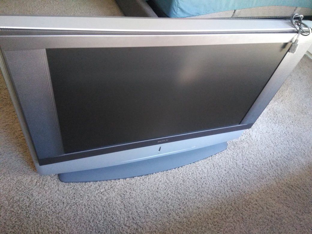 42" Sony TV with remote $50