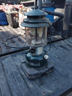 Coleman powerhouse gas lantern