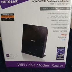 NETGEAR  CABLE MODEM ROUTER