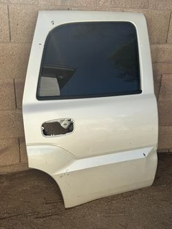 2005 Escalade Rear Passenger Side Door
