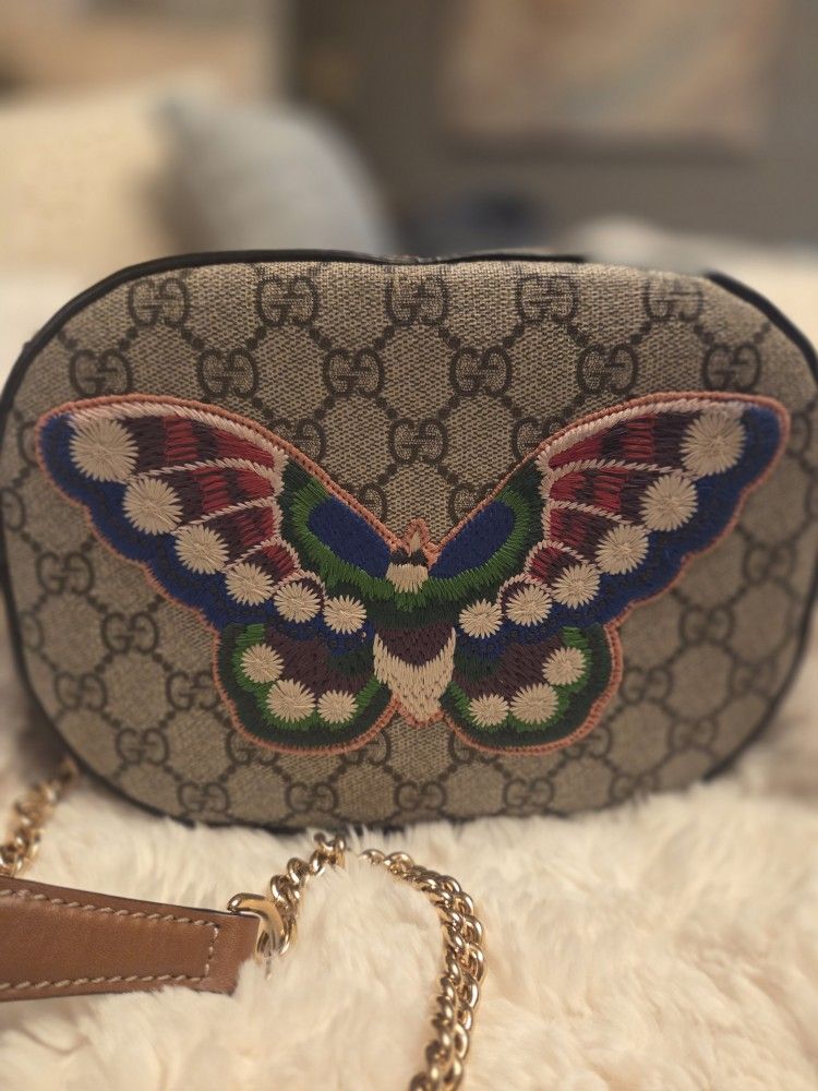 GUCCI GG pattern Chain Shoulder Bag Butterfly Mini GG Supreme Shoulder Bag C...