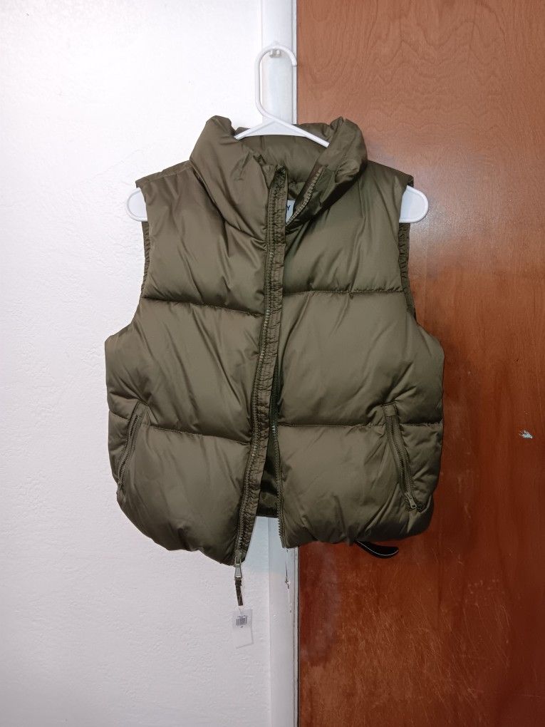 Green Puffer Vest Size Medium