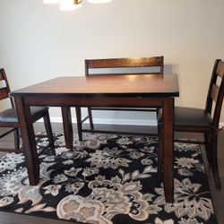 4 Piece Dining Room Set 
