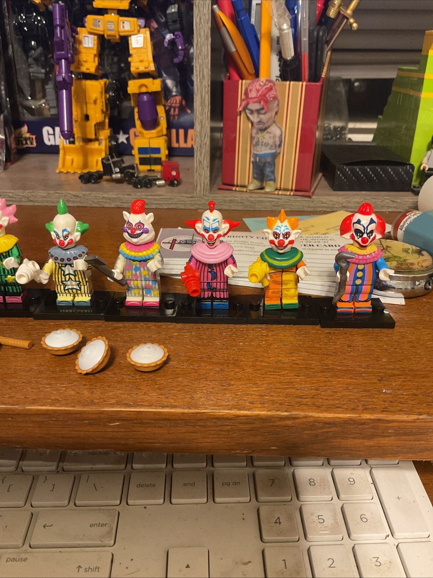 Lego Compatible Kill Clown From Outa Space Lot Of 9