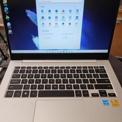 14" Samsung Galaxy Go BOOK 5G LAPTOP Snapdragon 8cx Gen 2 AI