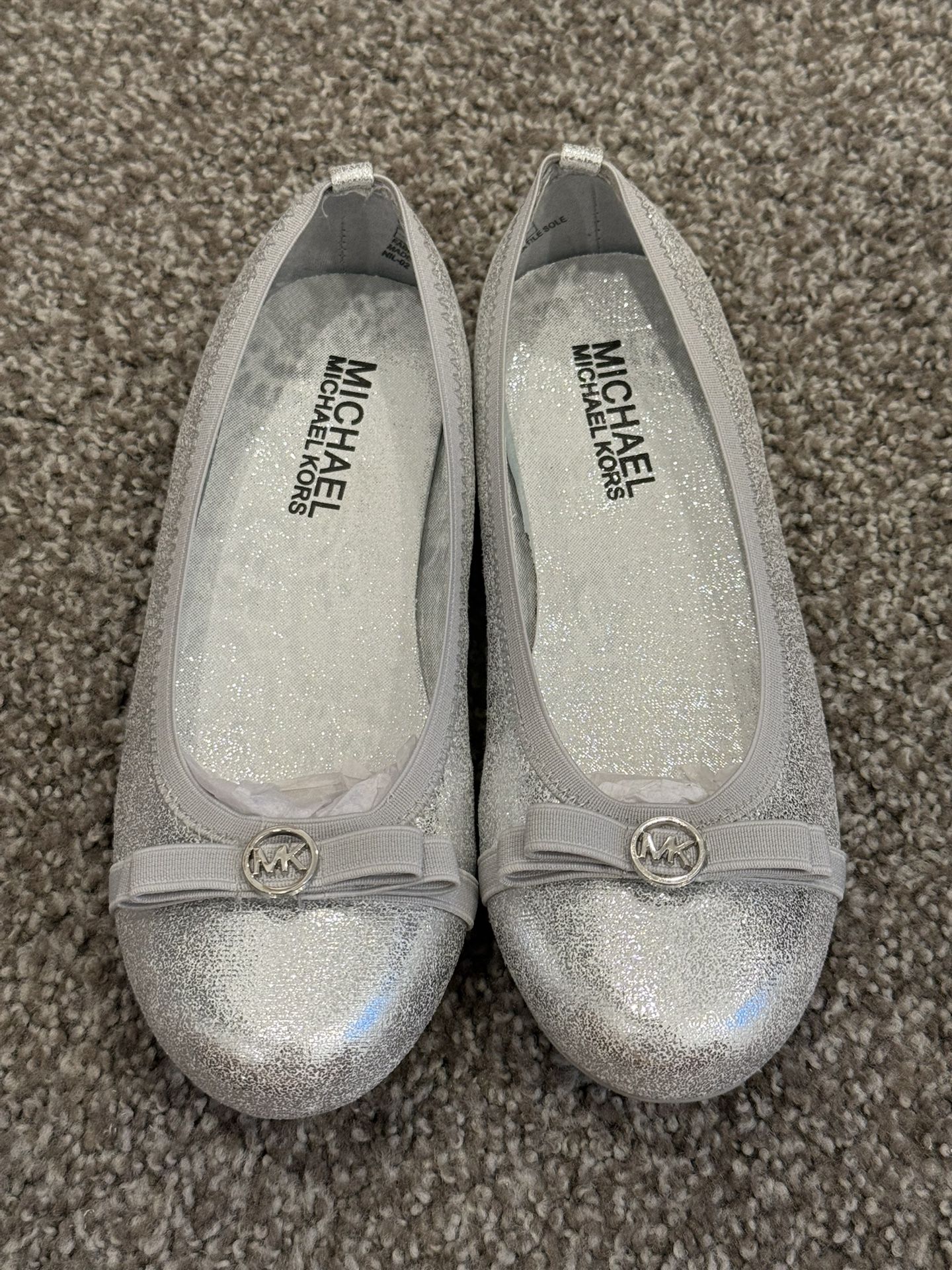 Michael Kors Girls Size 2 Shoes