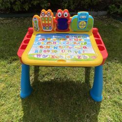 VTech Touch and Learn Activity Desk