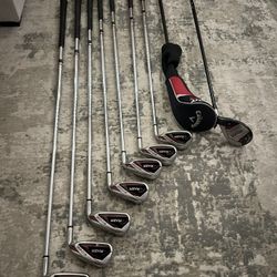 Callaway RAZR Edge Red and Black Golf Set 5-PW, SW, 4 Hybrid, 5 Wood