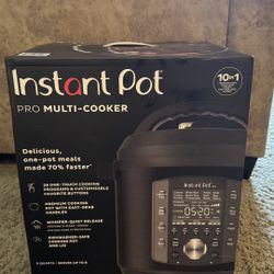 Brand NEW Instant pot 10-1 PRO
