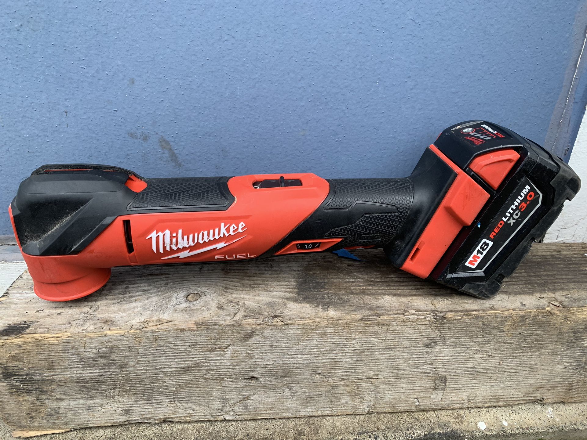 Milwaukee M18 FUEL 18V Lithium-Ion Cordless Brushless Oscillating Multi-Tool(2836-20)