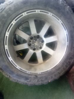 22 inches rims and tires