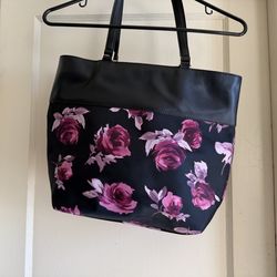 Kate spade  purse in excellent condition