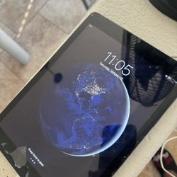 Apple IPad 6th Generation