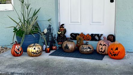 Lot of Halloween items