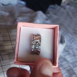 GOOD LUCK SILVER RING 9.25 SILVER & SIZE 7-7.5.....😁😊😍