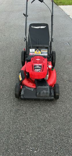 Troy-Bilt 21” FWD Self Propelled Gas Mower