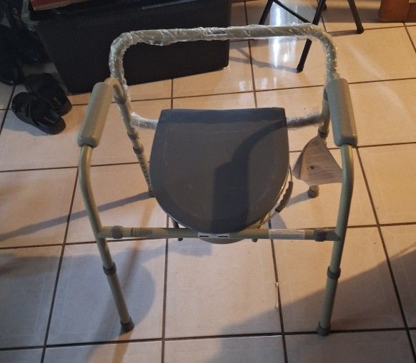 Commode