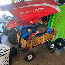 Radio Flyer Wagon. 