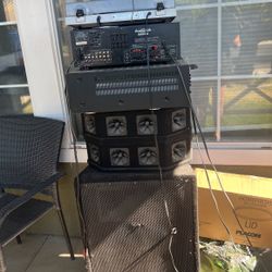 Record player, Amplifier Ñ, Speaker