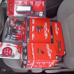 Milwaukee M12 Tool Set 