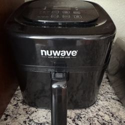 Used Nuwave Air fryer