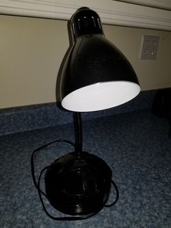 Desk Lamp w/pencil holder
