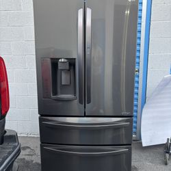 LG 27 Cu Ft French Door Refrigerator – Stainless Steel – Ice Maker – Clean & Guaranteed 