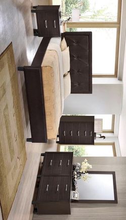 HOT DEAL] Brianna Walnut Panel Bedroom Set