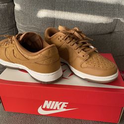 Nike Dunks Wheat Woman’s Shoes Size 7.5