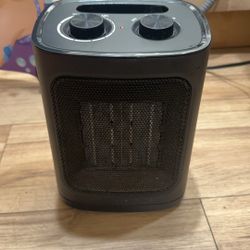 Kismile CERAMIC FAN HEATER