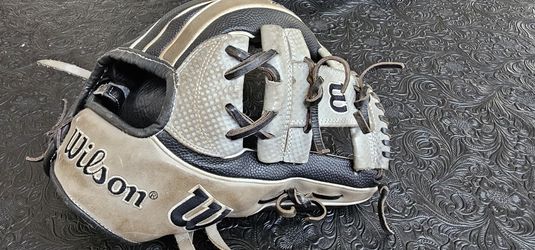 Wilson A2K Baseball Glove