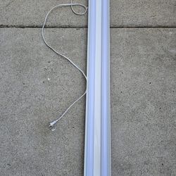 FEIT Electric LED garage shoplight 24 Watts 4000 Kelvin