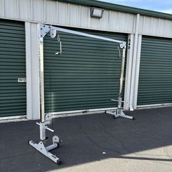 Gym crossover machine