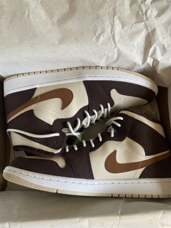Jordan 1 Mid Brown Basalt Oatmeal